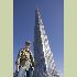 Najwyższy budynek świata Burdż Chalifa (Burj Khalifa) 828 m., 206 kondygnacji. Znajdują się tam hotele, prywatne apartamenty, biura, restauracje, fitness, spa, 4 baseny.