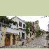 Rethimnon–trzecie co do wielkości miasto na Krecie. Ma minojskie korzenie, wenecką fortecę, port oraz rozmaite pamiątki po Turkach. Miasto ma wiele wenecko-gotycko-renensansowych pałaców oraz liczne meczety.