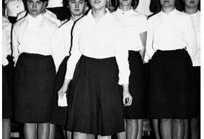 Występ Ireny na akademii szkolnej